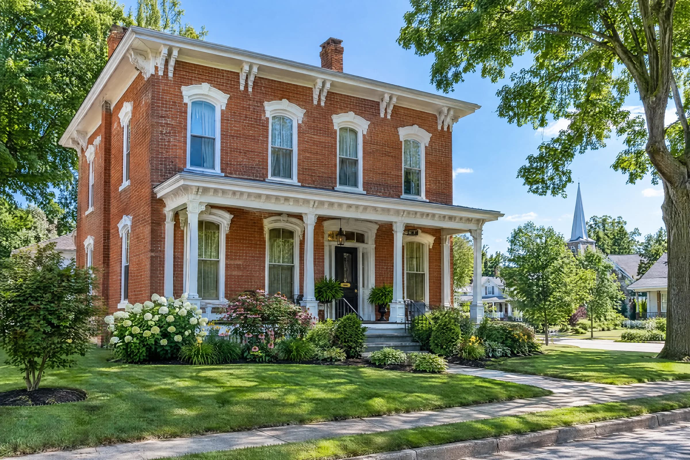 Homes in Akron / Newstead